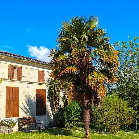 Les Roses Tremieres * Saint-Fort-sur-Gironde