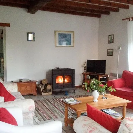 Сasa de vacaciones Les Roses Tremieres *