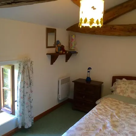 Les Roses Tremieres Сasa de vacaciones Saint-Fort-sur-Gironde